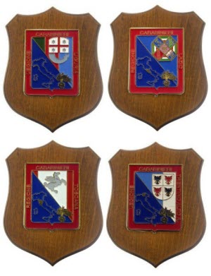 CREST (22,5 x 17,5 cm)